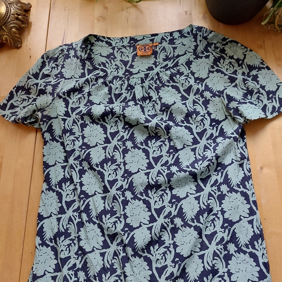 Tory Burch Navy and Teal Floral Blouse - Picture 2 of 6